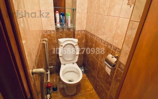 3 комнаты, 30 м², Бараева 5 Астана - изображение 2