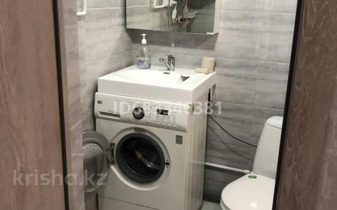 2-комнатная квартира, 60 м², 1/3 этаж посуточно, Тауесиздик 80  - photo 6