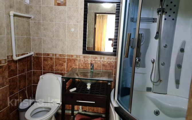 3-комнатная квартира, 140 м², 5/9 этаж посуточно, Кулманова 1а — Рядом с Акиматом Атырау - изображение 6