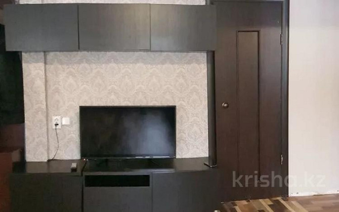 3-комнатная квартира, 73 м², 1/5 этаж посуточно, Мызы 41 Усть-Каменогорск - изображение 1