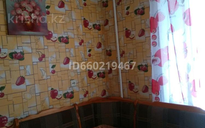 1-комнатная квартира, 30 м², 2/4 этаж посуточно, Абылай хана 46 — Едомского Shchuchinsk - photo 1