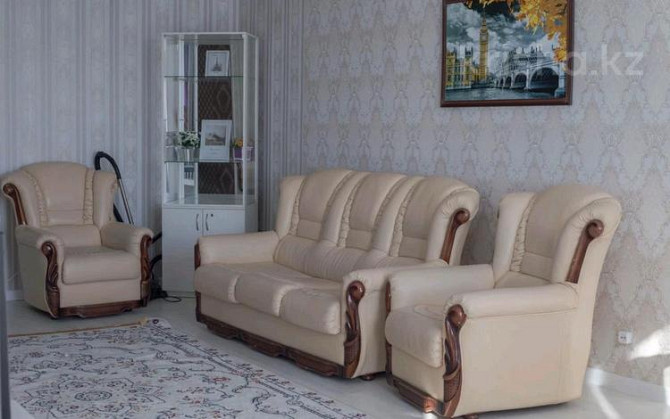 3-комнатная квартира, 70 м², 24/25 этаж посуточно, мкр 11 — Маметова Актобе - изображение 5