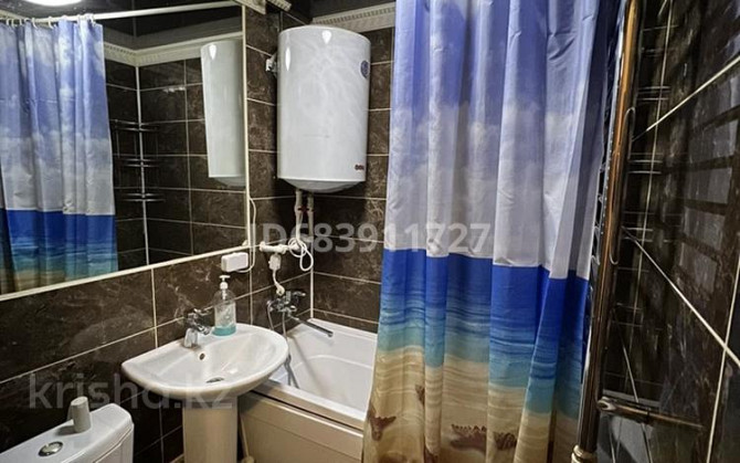 3-комнатная квартира, 58 м², 3/5 этаж посуточно, мкр Новый Город, Лободы 29 Караганда - изображение 7