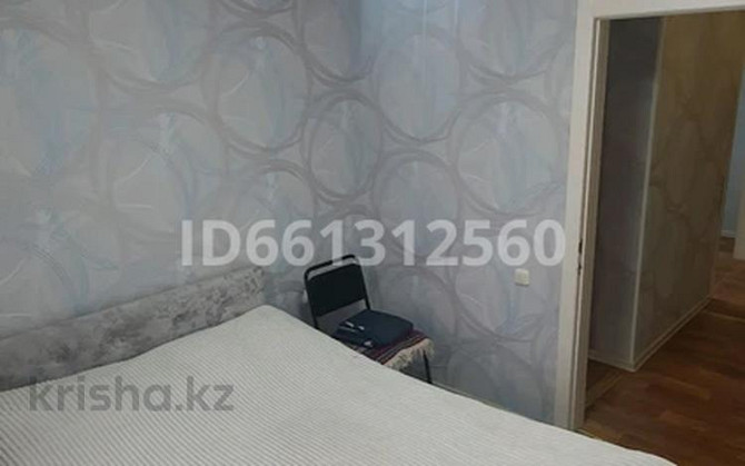 3-комнатная квартира, 60 м², 1/6 этаж посуточно, Дзержинского 56 — Пушкина Костанай - изображение 2