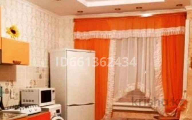 3-комнатная квартира, 65 м², 1/9 этаж посуточно, 5 мкр 12 Stepnogorskoye - photo 1