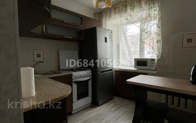 3-комнатная квартира, 95 м², 2/5 этаж посуточно, мкр Новый Город, Лободы 6 Караганда - изображение 7