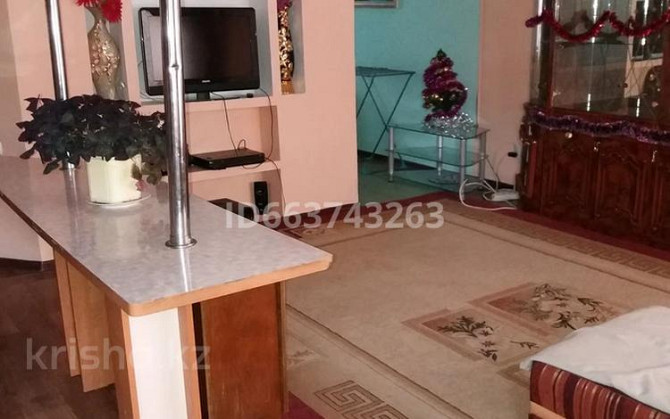 3-комнатная квартира, 96 м², 1/5 этаж посуточно, Самал 21 — Кунаева Taldykorgan - photo 8