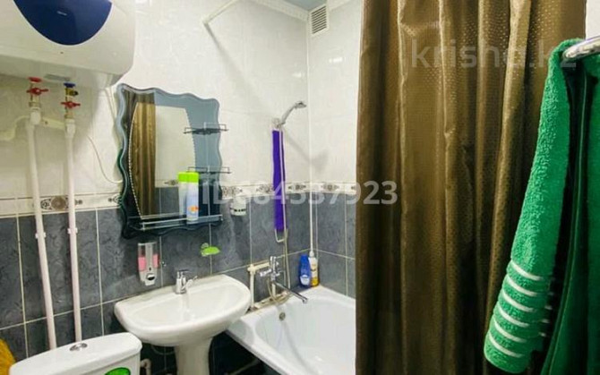 1-комнатная квартира, 35 м², 2/5 этаж посуточно, Мира 63 Жезказган - изображение 7