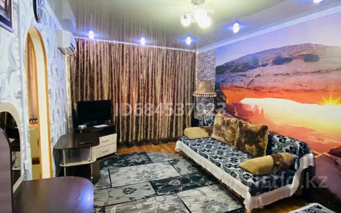 1-комнатная квартира, 35 м², 2/5 этаж посуточно, Мира 63 Жезказган - изображение 6
