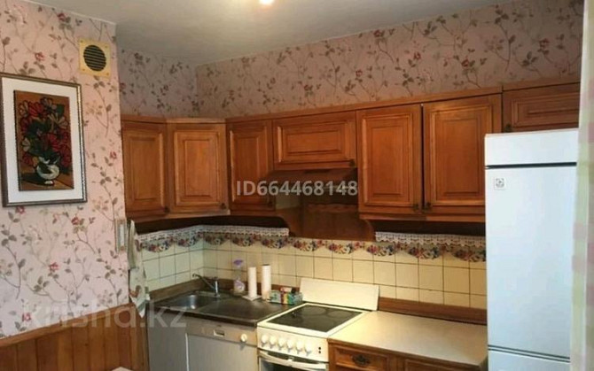 3-комнатная квартира, 78 м², 3/9 этаж посуточно, Маншук Маметова 111 Oral - photo 4