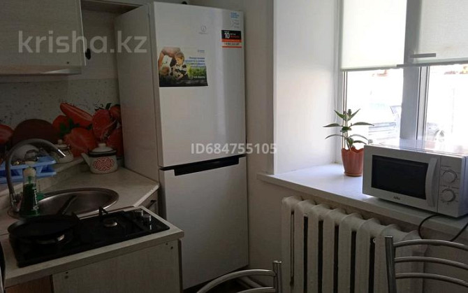 2-комнатная квартира, 42 м², 1/2 этаж посуточно, Школьная — Плаза  - photo 2