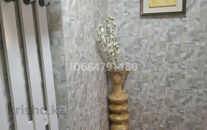2-комнатная квартира, 45 м², 1/5 этаж посуточно, Абая 30 — Байсейтова Балхаш - изображение 1