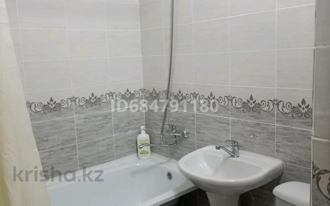 2-комнатная квартира, 45 м², 1/5 этаж посуточно, Абая 30 — Байсейтова Балхаш - изображение 3
