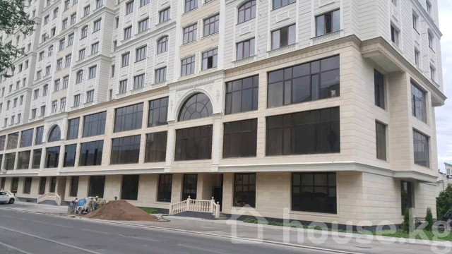 Коммерческая недвижимость, 220 м2, Бишкек, Дворец спорта, Рыскулова 79б Бишкек - изображение 1