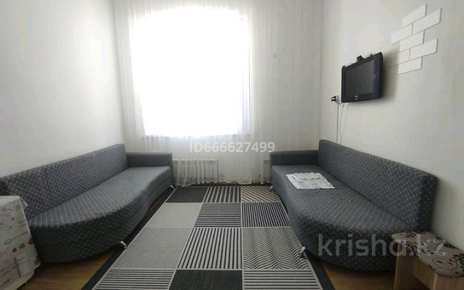 1-комнатная квартира, 30 м², 1/3 этаж посуточно, ул. Кенесары  - photo 2