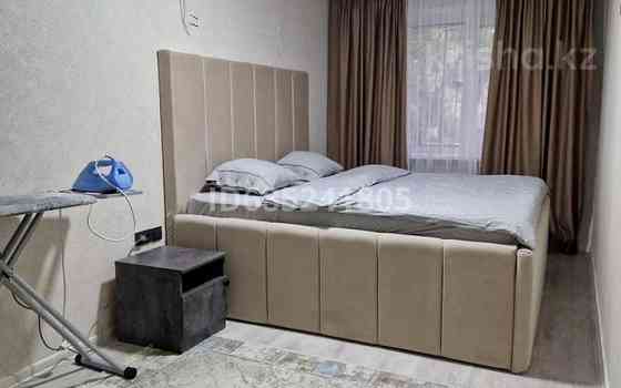2-комнатная квартира, 45 м², 1/5 этаж посуточно, проспект Республики 43/2 Темиртау