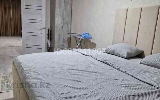 2-комнатная квартира, 45 м², 1/5 этаж посуточно, проспект Республики 43/2 Темиртау