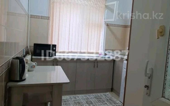 1-комнатная квартира, 32 м², 1/5 этаж посуточно, Панфилова Кентау - изображение 2