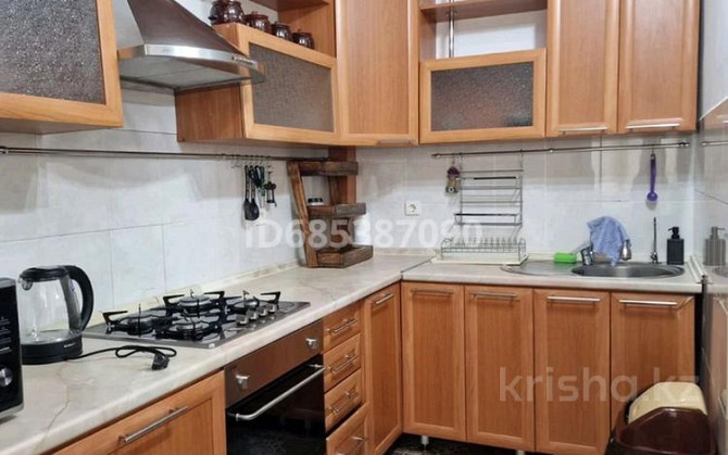 3-комнатная квартира, 85 м², 4/9 этаж посуточно, Надежда Крупская 24д Атырау - изображение 7