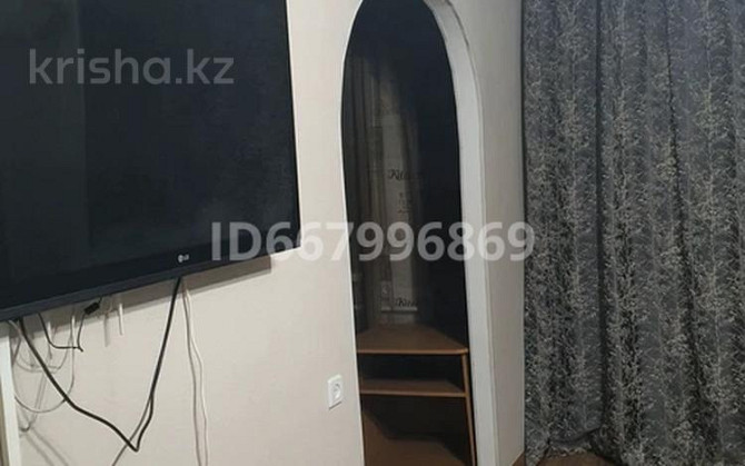 1-комнатная квартира, 50 м², 1/5 этаж посуточно, проспект Алашахана 24 Жезказган - изображение 4
