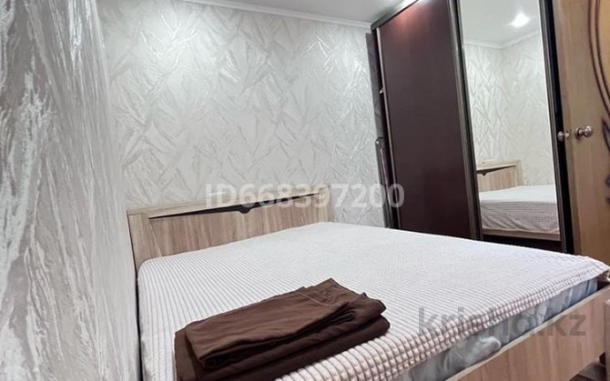 3-комнатная квартира, 54 м², 4/5 этаж посуточно, улица Курмангазы 175 — Маметова Уральск - изображение 2