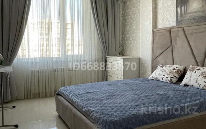 3-комнатная квартира, 105 м², 7/7 этаж посуточно, 16-й мкр 40 Актау - изображение 1