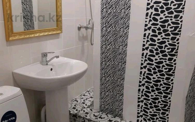 3-комнатная квартира, 63 м², 1/5 этаж посуточно, Крылова — Ауэзова Усть-Каменогорск - изображение 7