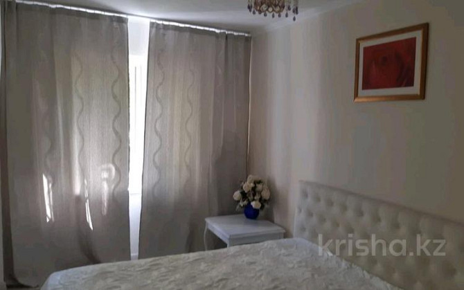 3-комнатная квартира, 63 м², 1/5 этаж посуточно, Крылова — Ауэзова Усть-Каменогорск - изображение 3