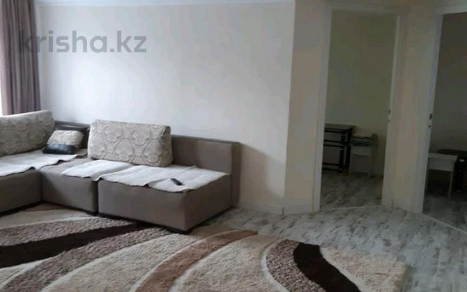 3-комнатная квартира, 63 м², 1/5 этаж посуточно, Крылова — Ауэзова Усть-Каменогорск - изображение 2