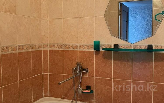 4-комнатная квартира, 65 м², 5/5 этаж посуточно, Переулок Калмыкова 1/3 — Стадион Металлург Балхаш - изображение 5