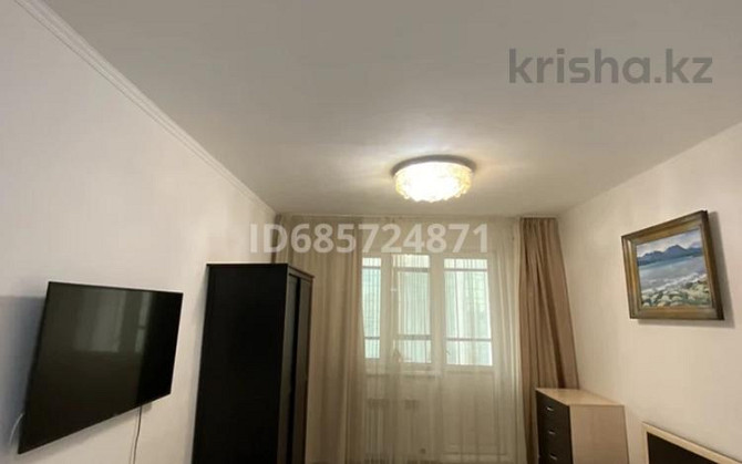 1-комнатная квартира, 42 м², 13/22 этаж посуточно, Сыганак 5/2 Астана - изображение 3