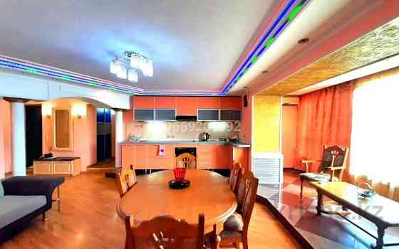 3-комнатная квартира, 75 м², 7/9 этаж посуточно, проспект Шакарима 13 Семей