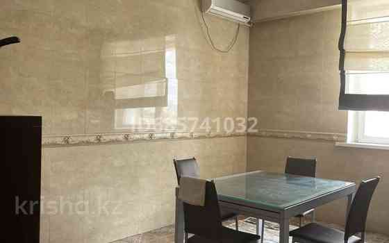 3-комнатная квартира, 120 м², 11/12 этаж посуточно, Достык 14/2 — Конаева Астана