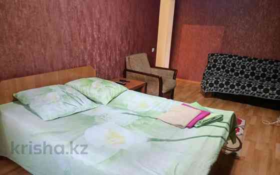 1-комнатная квартира, 35 м², 2/4 этаж посуточно, мкр №8 2 — Абая угл Алтынсарина. Алматы