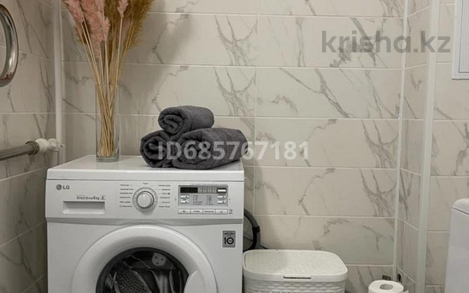 1-комнатная квартира, 48 м², 1/5 этаж посуточно, мкр. Батыс-2, ​Батыс 2 микрорайон 10л Актобе - изображение 6