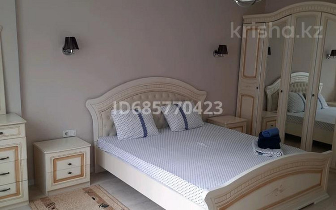 2-комнатная квартира, 65 м², 14/19 этаж посуточно, Брусиловского 167 — Кулумбетова Алматы - изображение 4