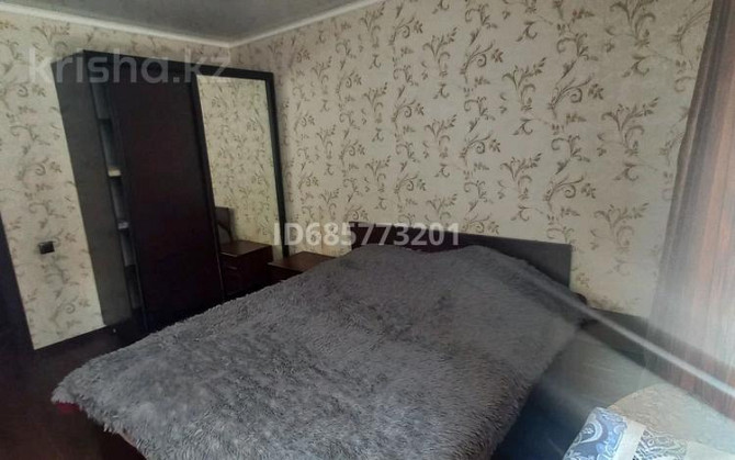 2-комнатная квартира, 55 м², 3/9 этаж посуточно, Сатпаева 4 — ДоДо Пицца Усть-Каменогорск - изображение 2