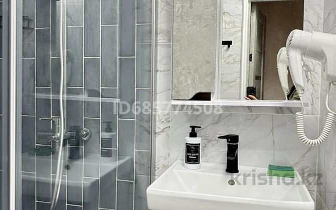 1-комнатная квартира, 31 м², 3/5 этаж посуточно, Мухита 133 Уральск - изображение 7