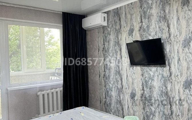 1-комнатная квартира, 31 м², 3/5 этаж посуточно, Мухита 133 Уральск - изображение 4