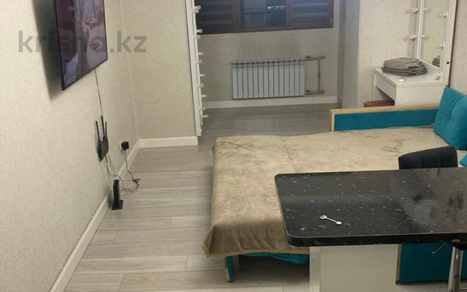 1-комнатная квартира, 28 м², 4/5 этаж посуточно, Мынбаева 68 — Гагарина Алматы - изображение 3