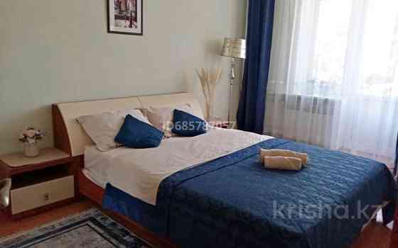 2-комнатная квартира, 55 м², 3/3 этаж посуточно, Жибек жолы 151 — Жибек жолы/Досмухамедова Алматы