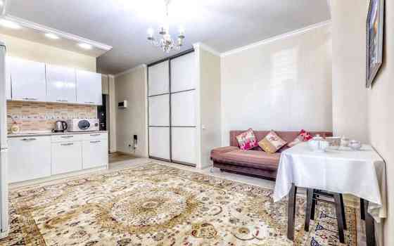 1-комнатная квартира, 45 м², 6/9 этаж посуточно, Керей Жанибек хандар 12/1 — Сауран Астана