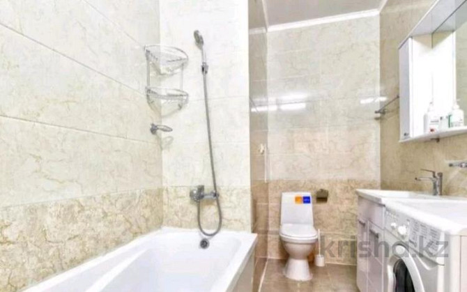 1-комнатная квартира, 45 м², 6/9 этаж посуточно, Керей Жанибек хандар 12/1 — Сауран Астана - изображение 7