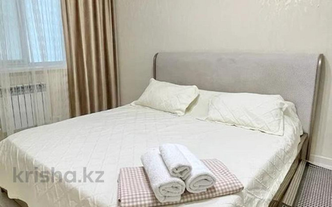 3-комнатная квартира, 85 м², 7/10 этаж посуточно, мкр Нурсая, Таумыш Жумагалиева 15 Атырау - изображение 4