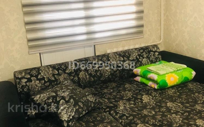 1-комнатная квартира, 52.6 м², 2/5 этаж посуточно, Самал 26 Туркестан - изображение 2