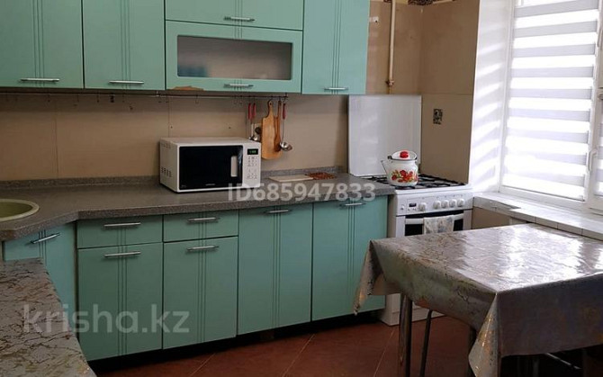 3-комнатная квартира, 70 м², 2/4 этаж посуточно, 1-й мкр 28 Aqtau - photo 6
