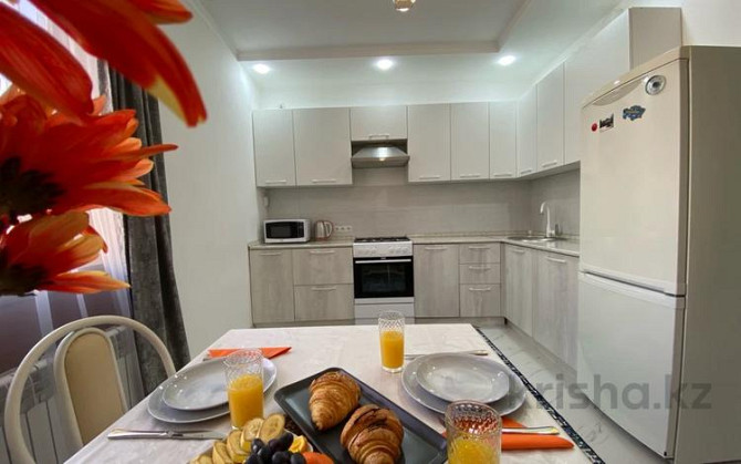 1-комнатная квартира, 43 м², 5/5 этаж посуточно, мкр Думан-2 Алматы - изображение 2