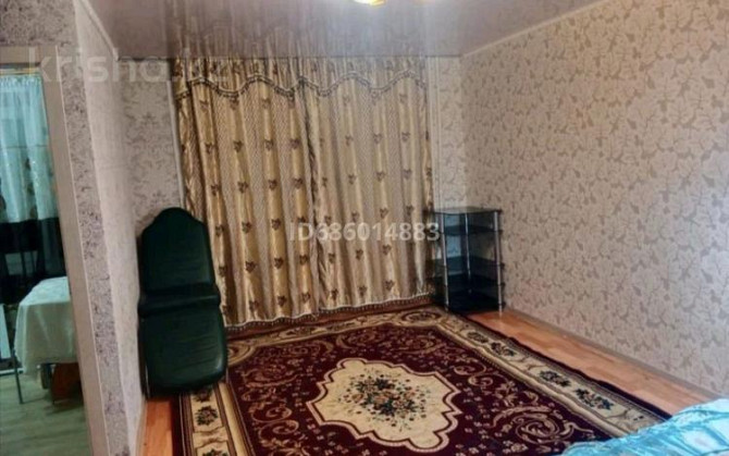 1-комнатная квартира, 35 м², 1/5 этаж посуточно, Чернышевского 93 — 4 мектепке қарама қарсы Темиртау - изображение 1