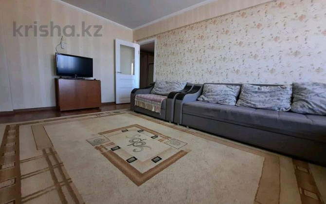 3-комнатная квартира, 80 м², 6/6 этаж посуточно, Утепова 22 — ЦМИР Усть-Каменогорск - изображение 2