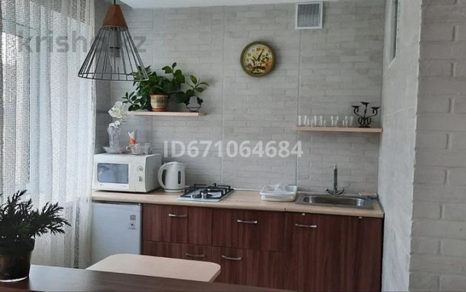 3-комнатная квартира, 45 м², 2/4 этаж посуточно, Найманбаева 153 — Мухамедканова Семей - изображение 4